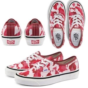Vans Authentic 44 DX Red Pink  Camouflage Black White Women's Size 7.5 and 8.5